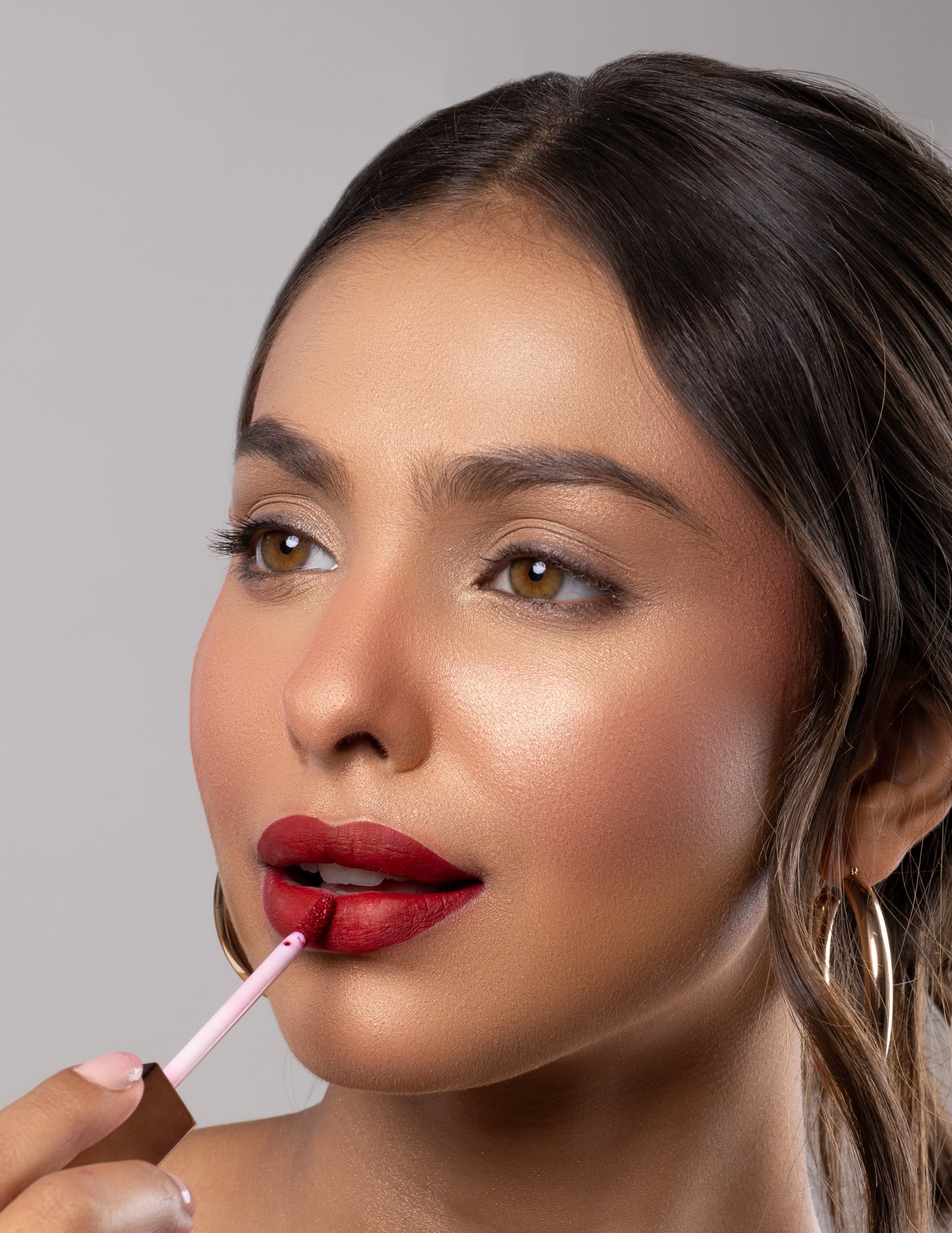 Red Lipstick: Dive into the history of beauty!