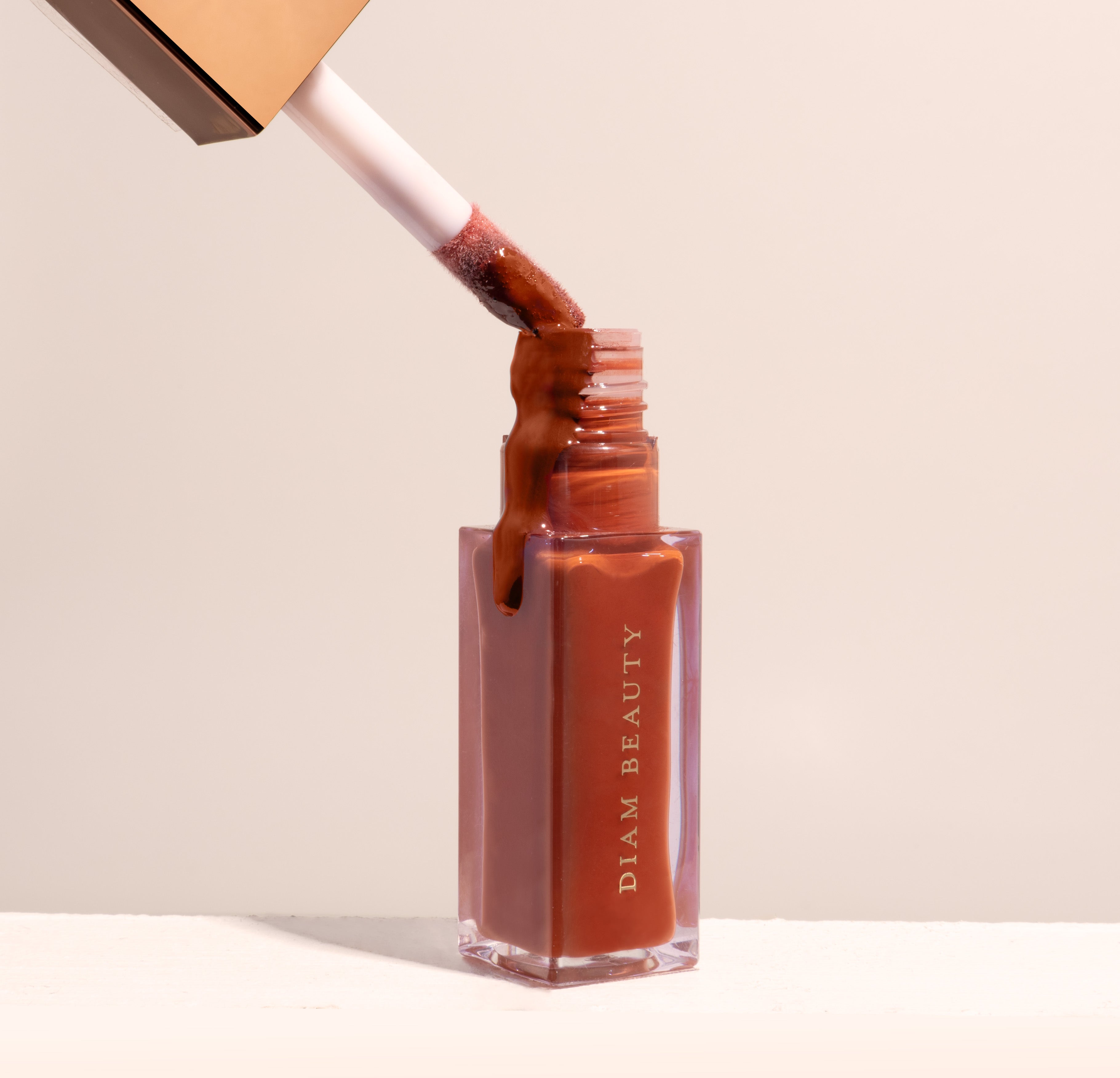 Mastering the Art of Blush Draping: Sculpt and Define Your Face